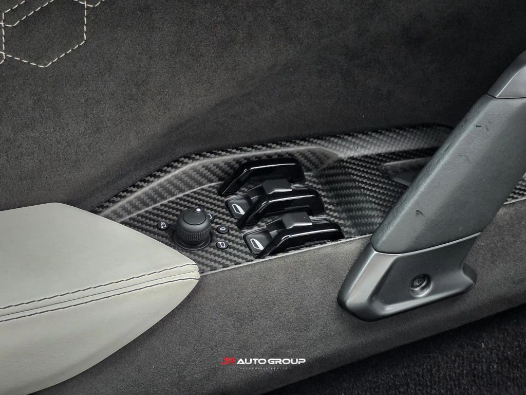 2024 Lamborghini Revuelto Base AWD