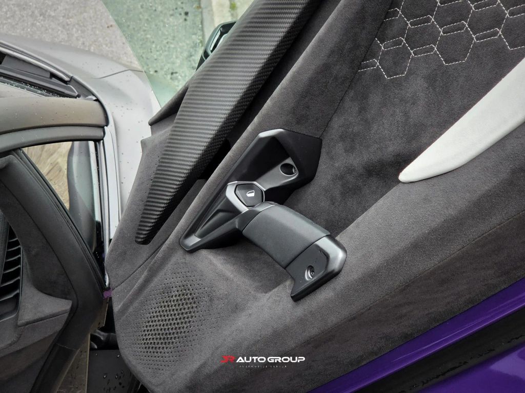 2024 Lamborghini Revuelto Base AWD