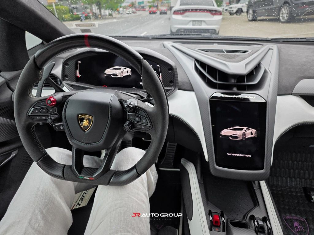 2024 Lamborghini Revuelto Base AWD