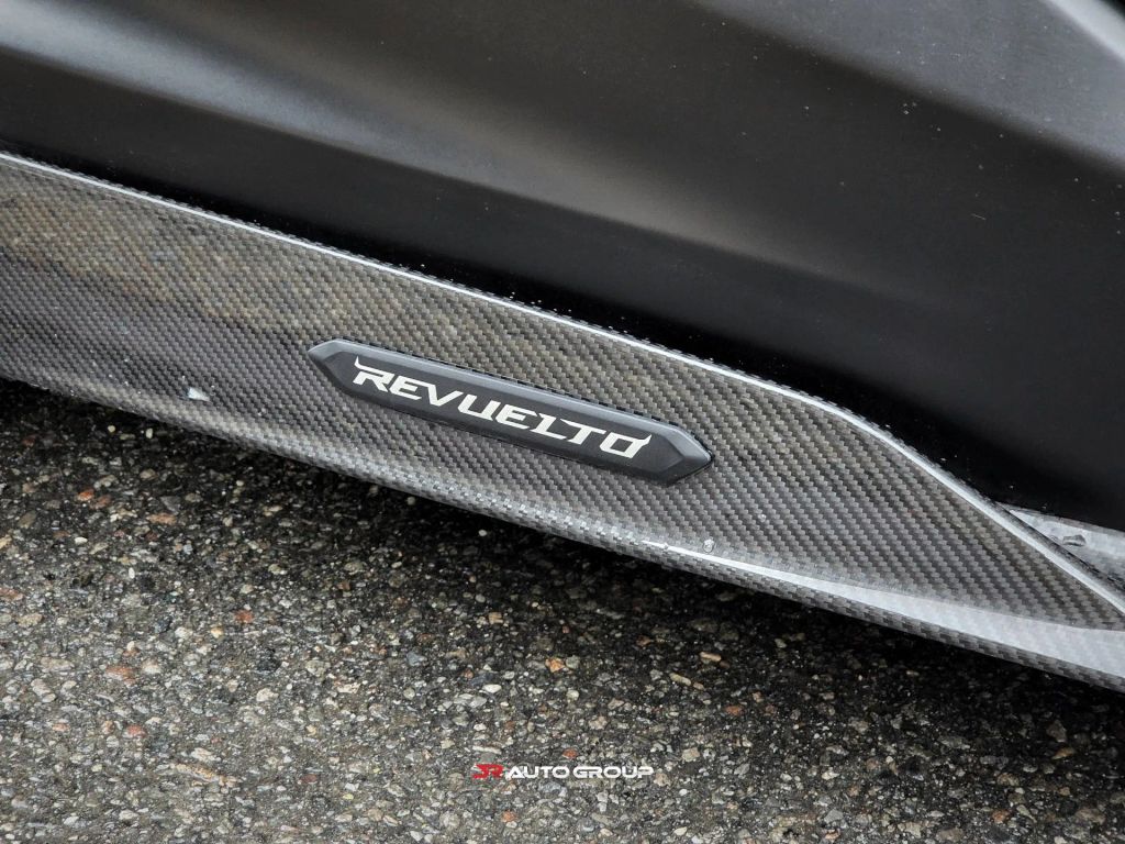 2024 Lamborghini Revuelto Base AWD