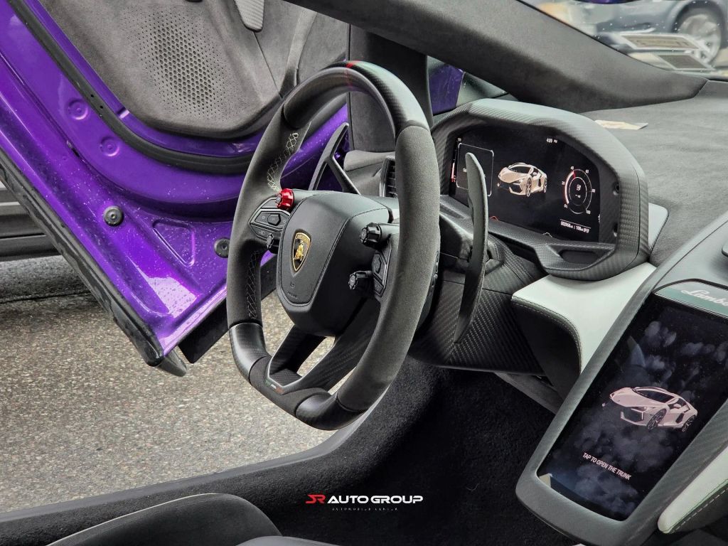 2024 Lamborghini Revuelto Base AWD