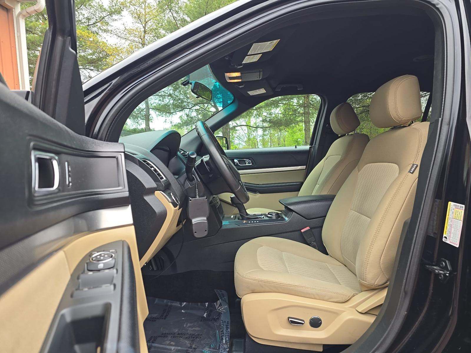 FORD EXPLORER - 5