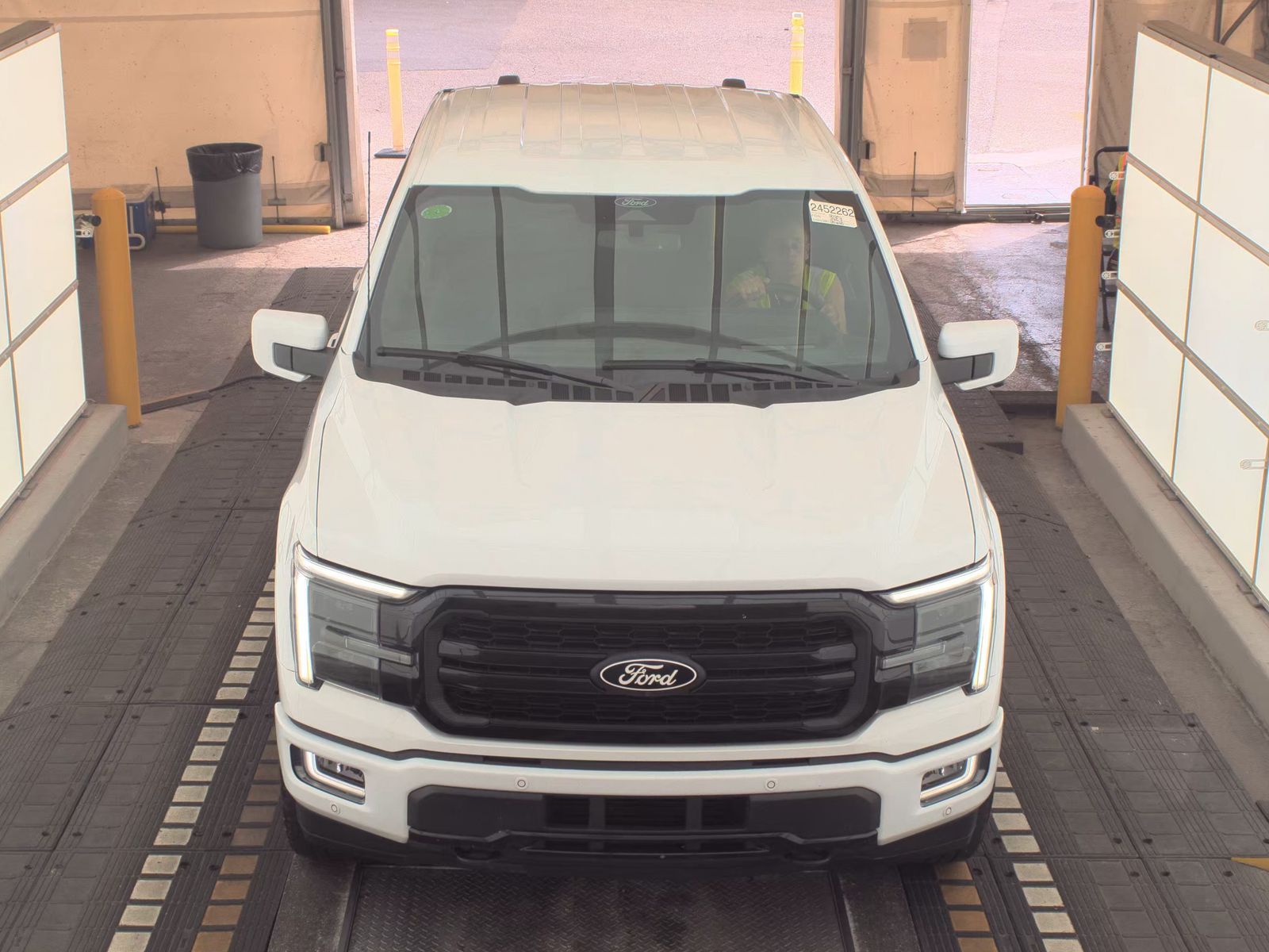 2024 Ford F-150 Hybrid Lariat AWD
