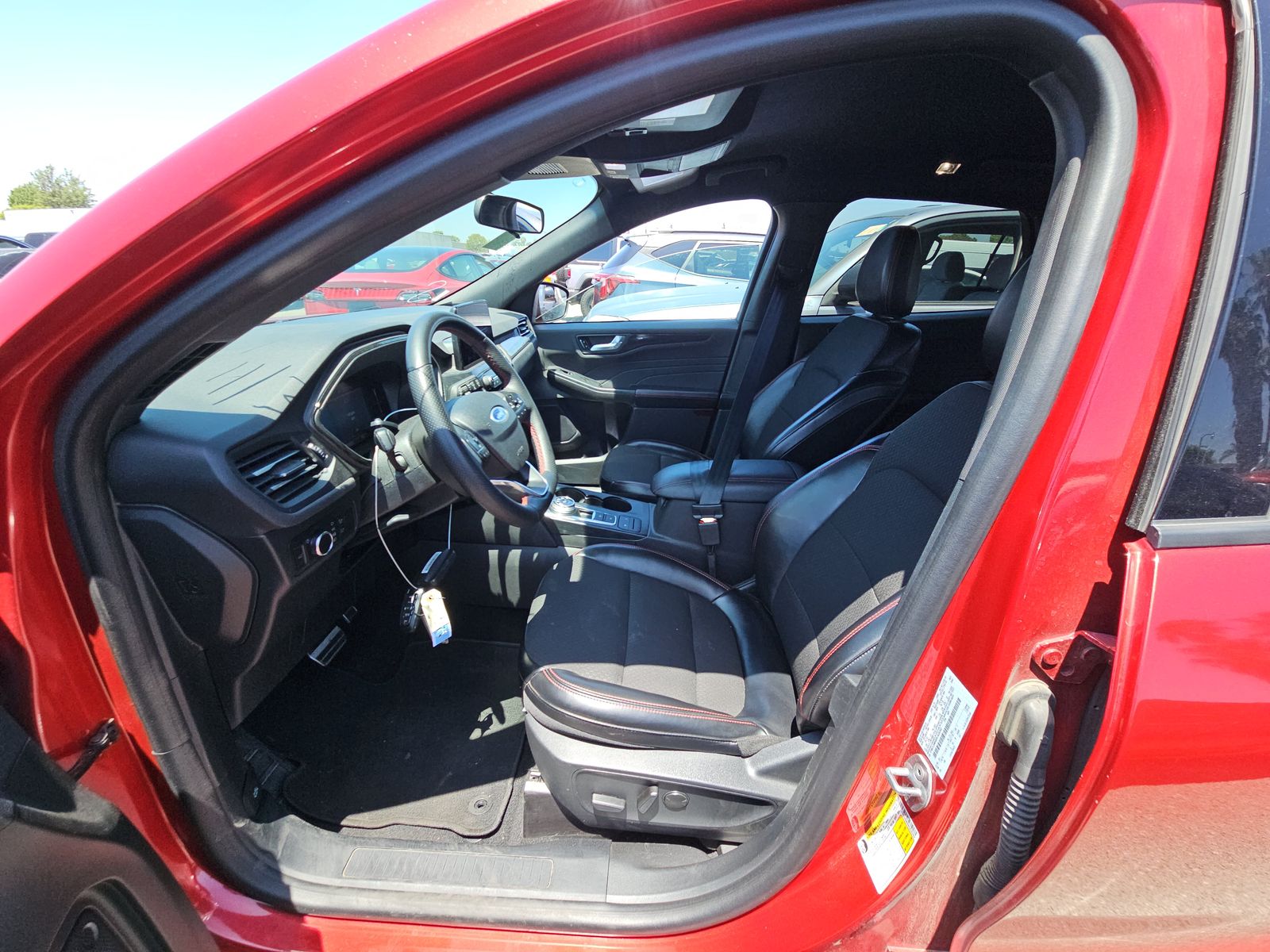 FORD ESCAPE - 8