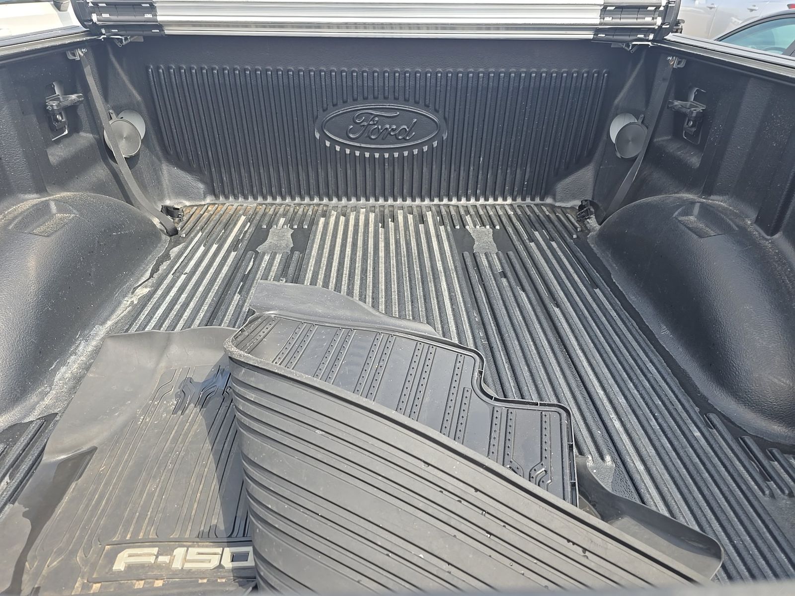 2024 Ford F-150 Hybrid Lariat AWD
