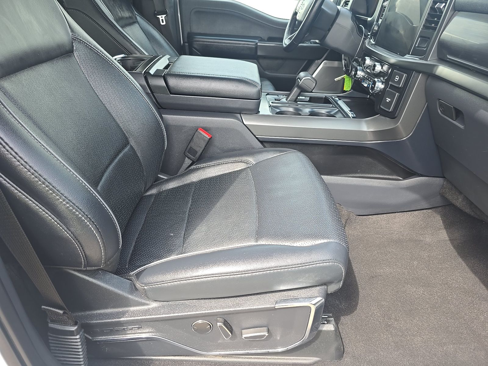 2024 Ford F-150 Hybrid Lariat AWD