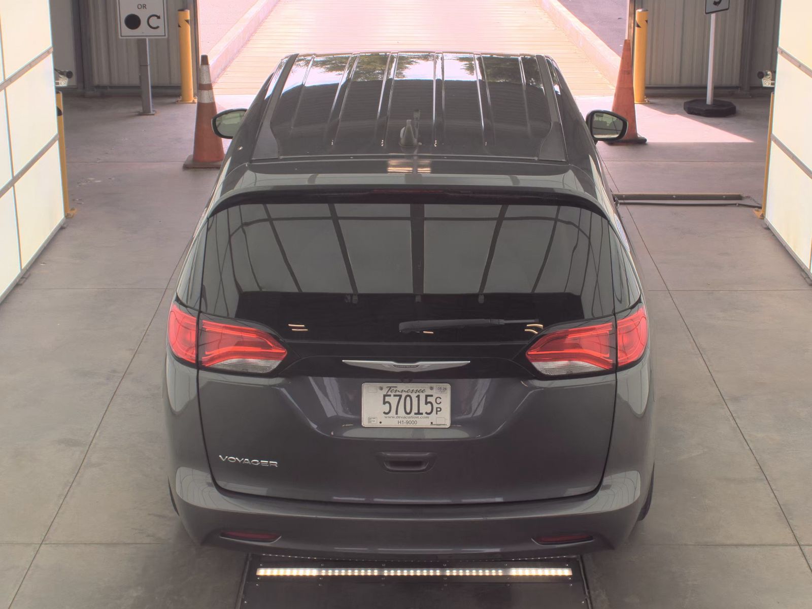 CHRYSLER VOYAGER - 7