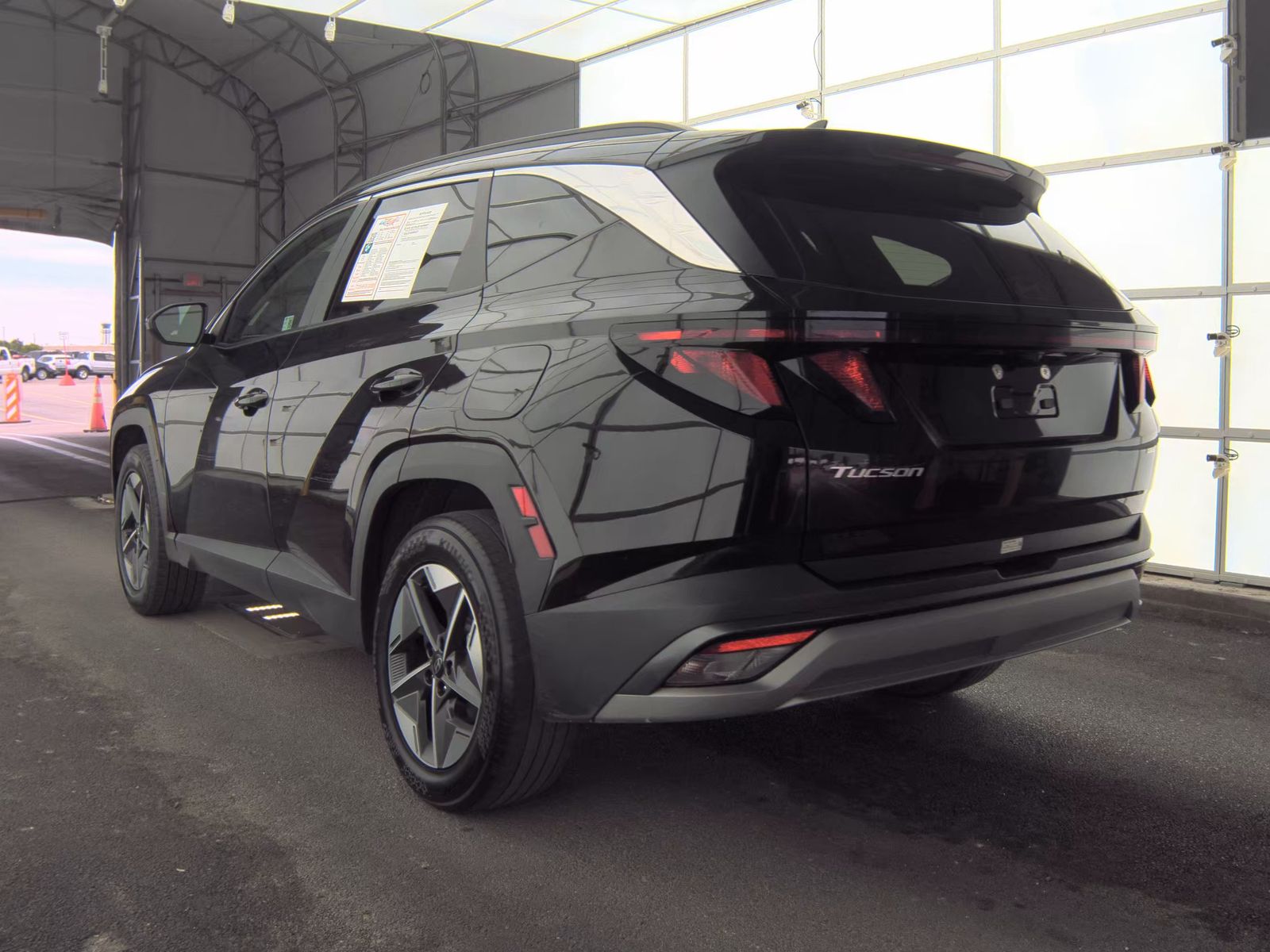 HYUNDAI TUCSON - 9