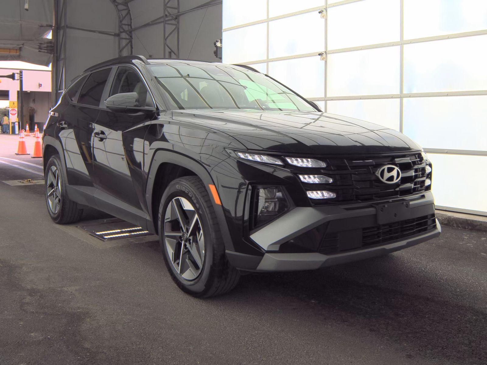 HYUNDAI TUCSON - 5