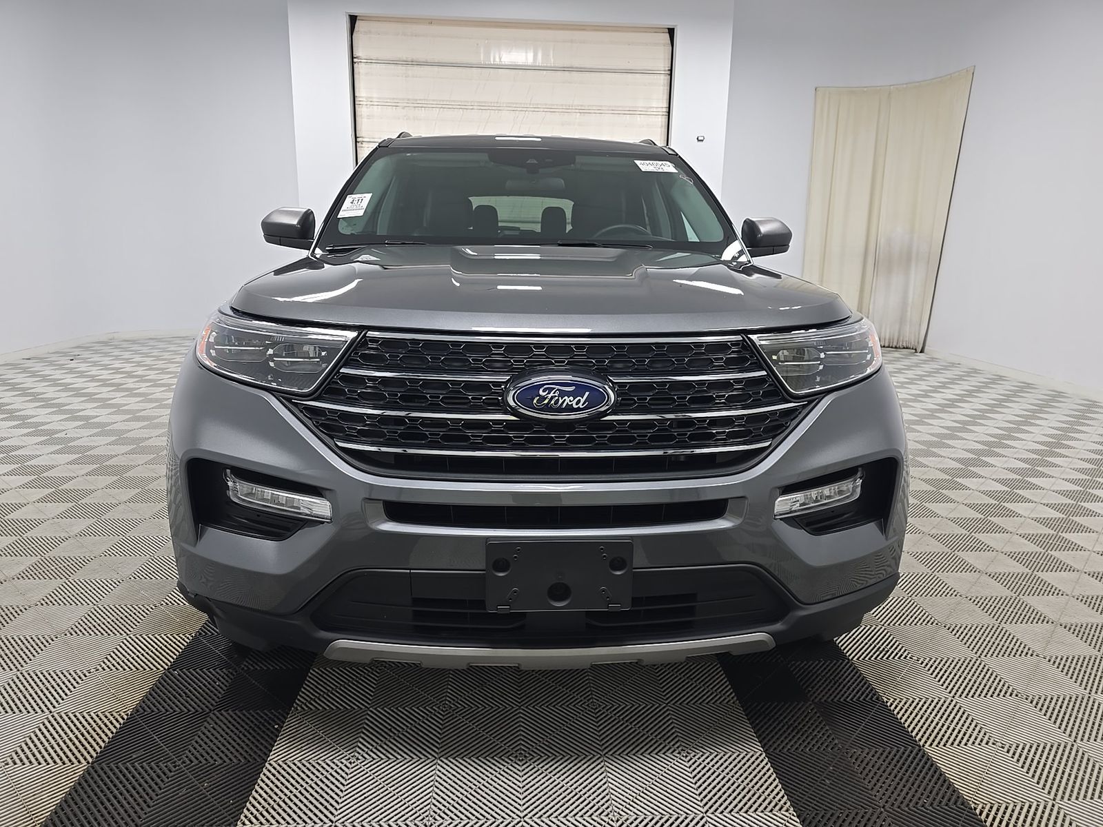 FORD EXPLORER - 3