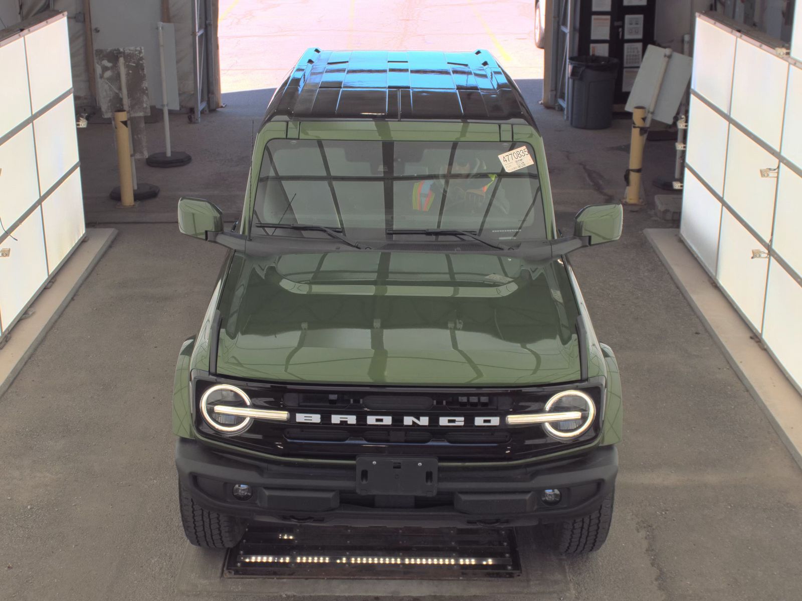 FORD BRONCO - 3