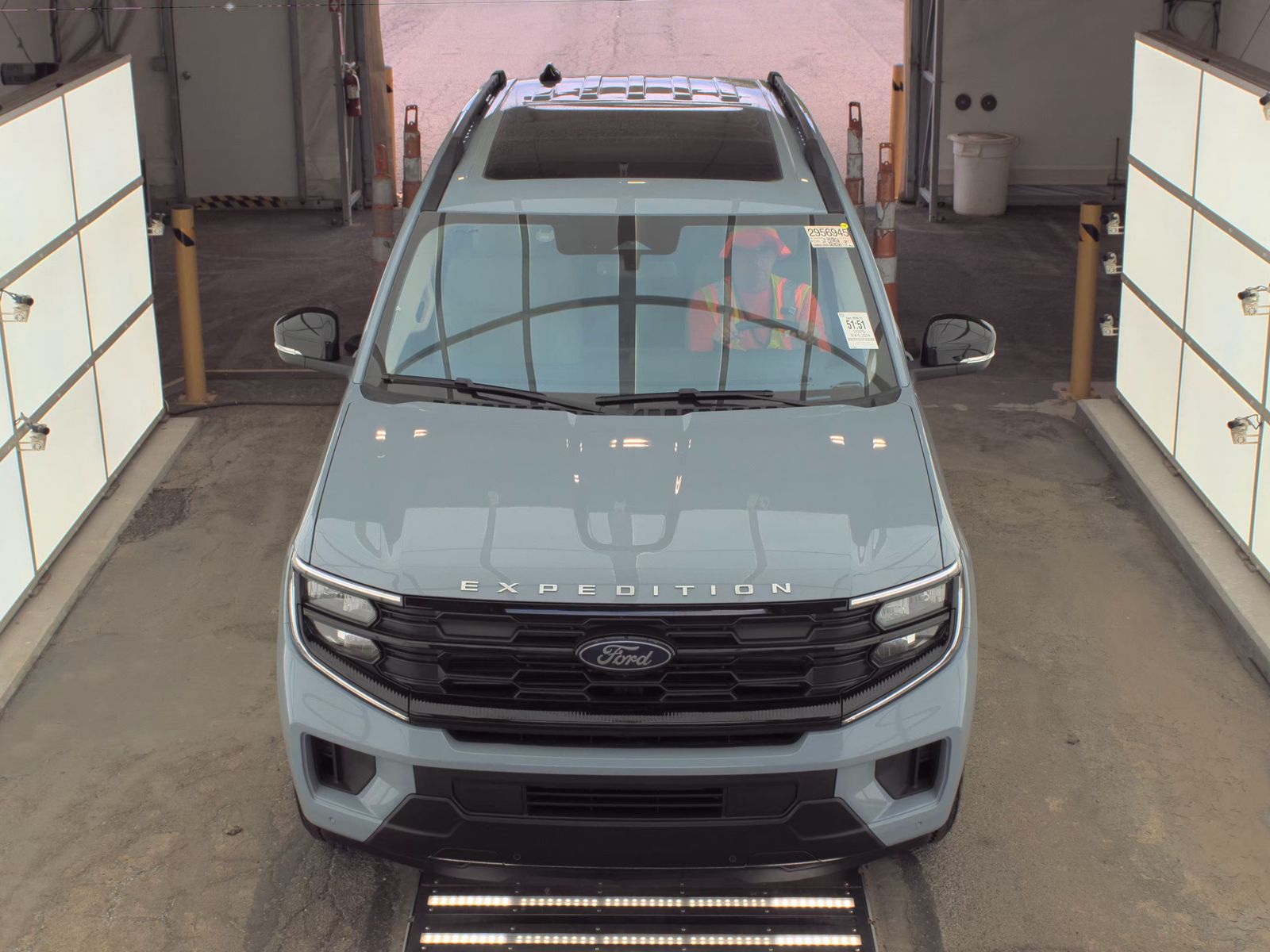 FORD EXPEDITION - 3