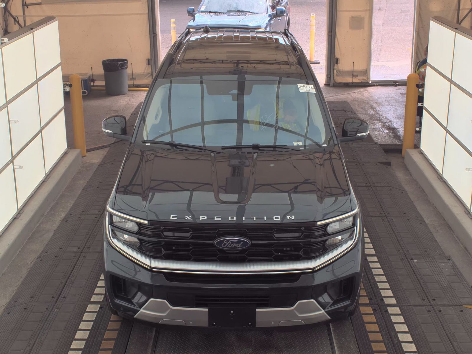 FORD EXPEDITION MAX - 3