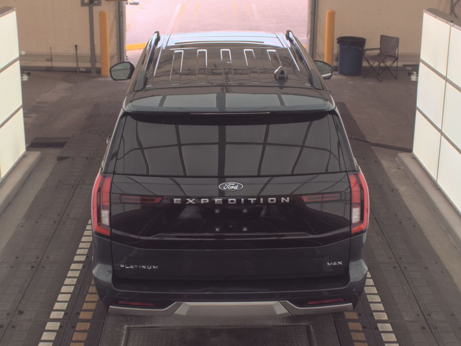 FORD EXPEDITION MAX - 7