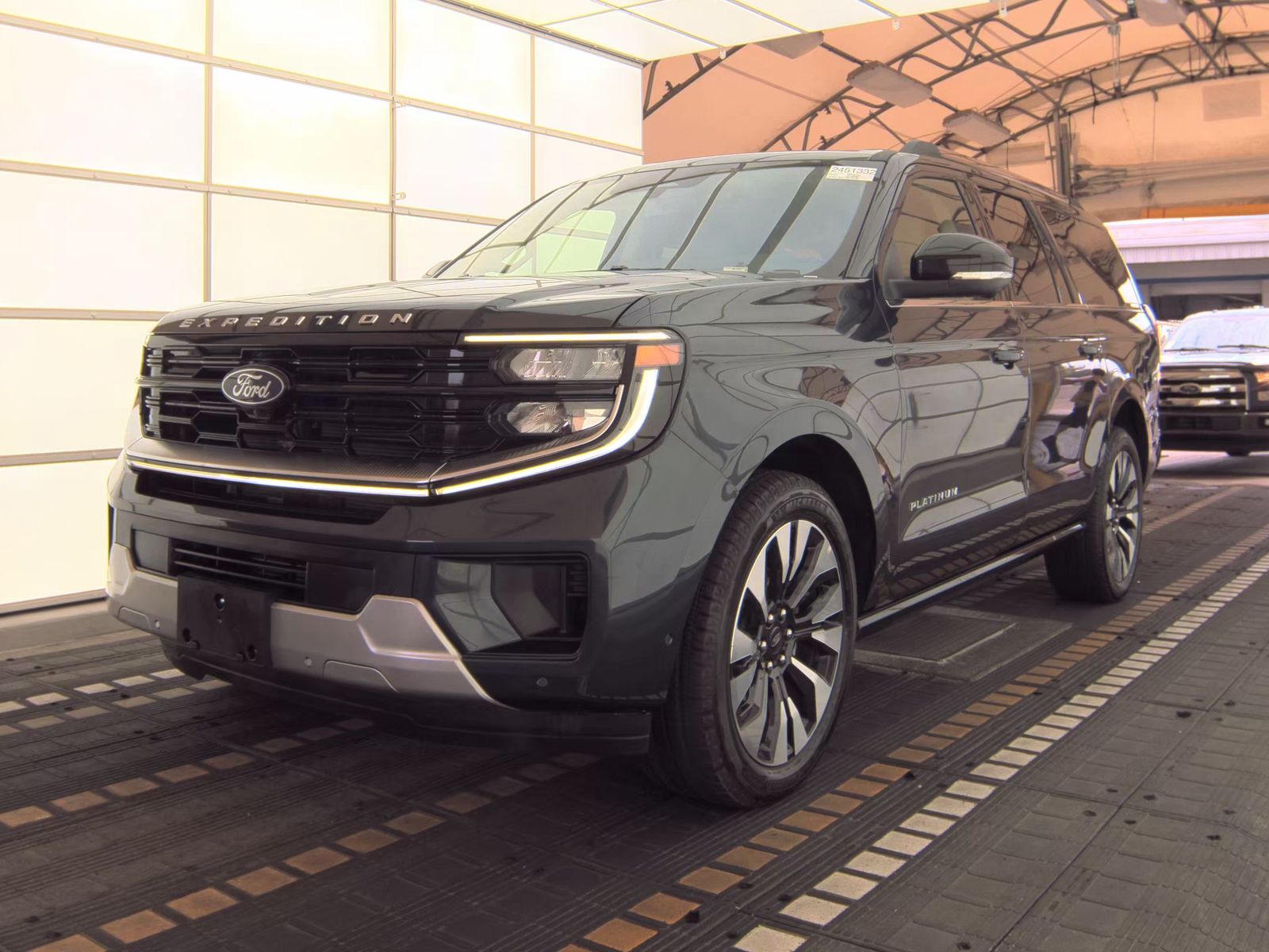 FORD EXPEDITION MAX - 1