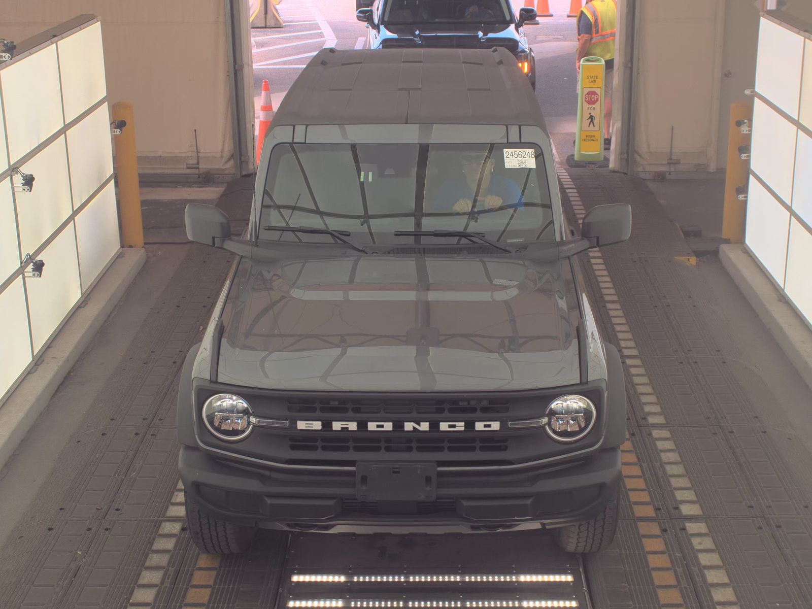 FORD BRONCO - 3
