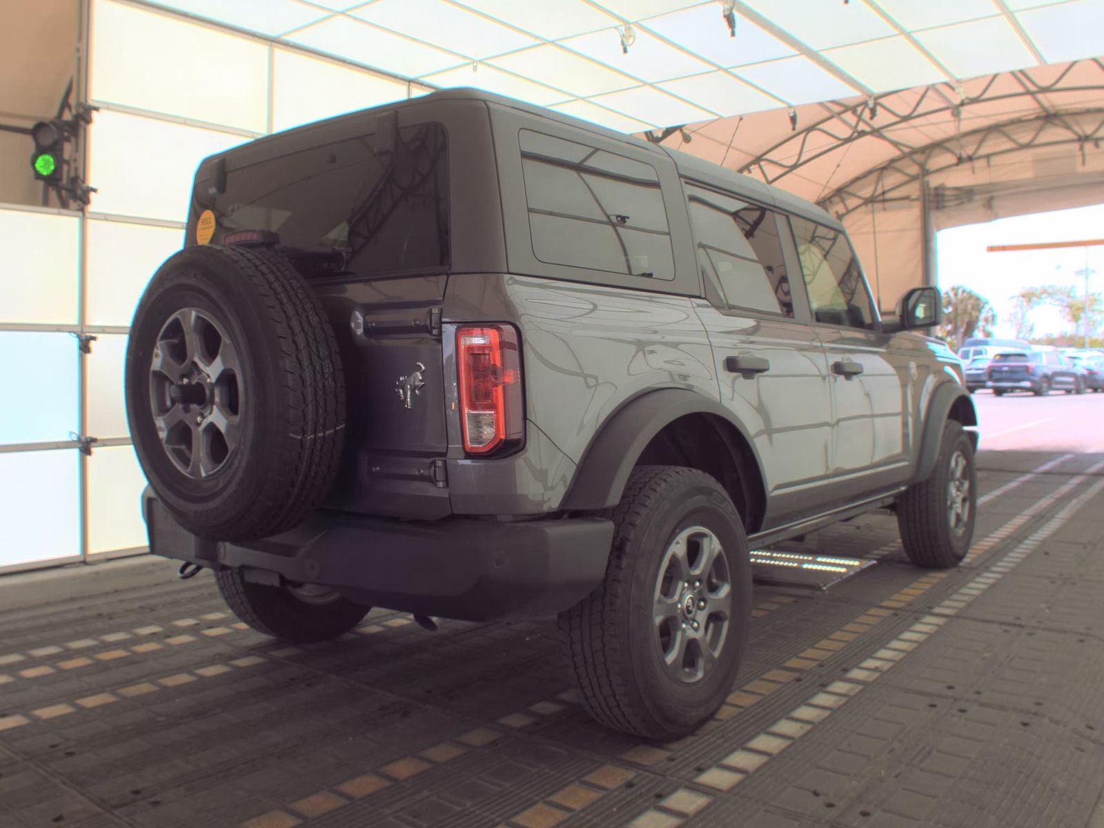 FORD BRONCO - 6