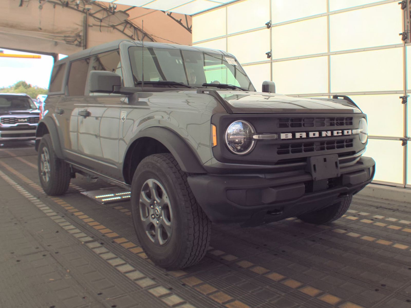 FORD BRONCO - 5