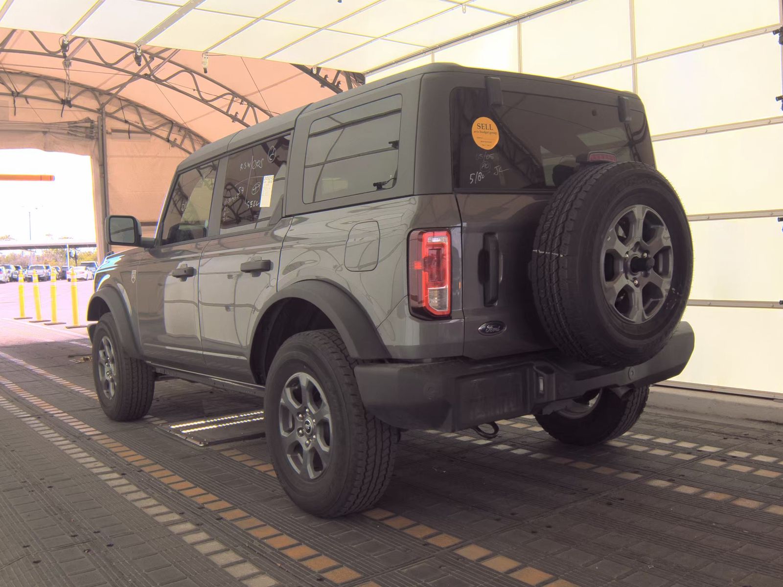 FORD BRONCO - 9