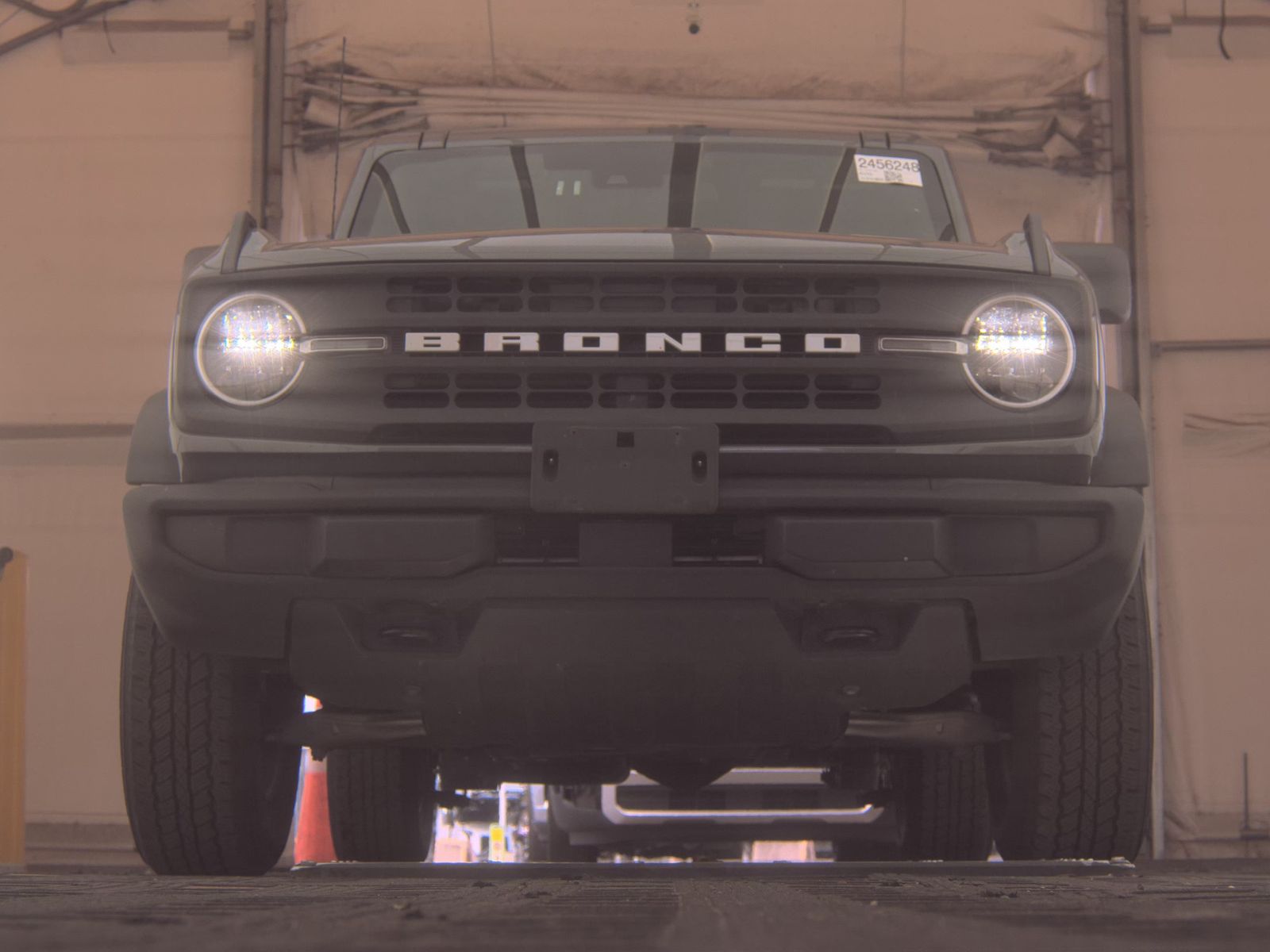 FORD BRONCO - 4