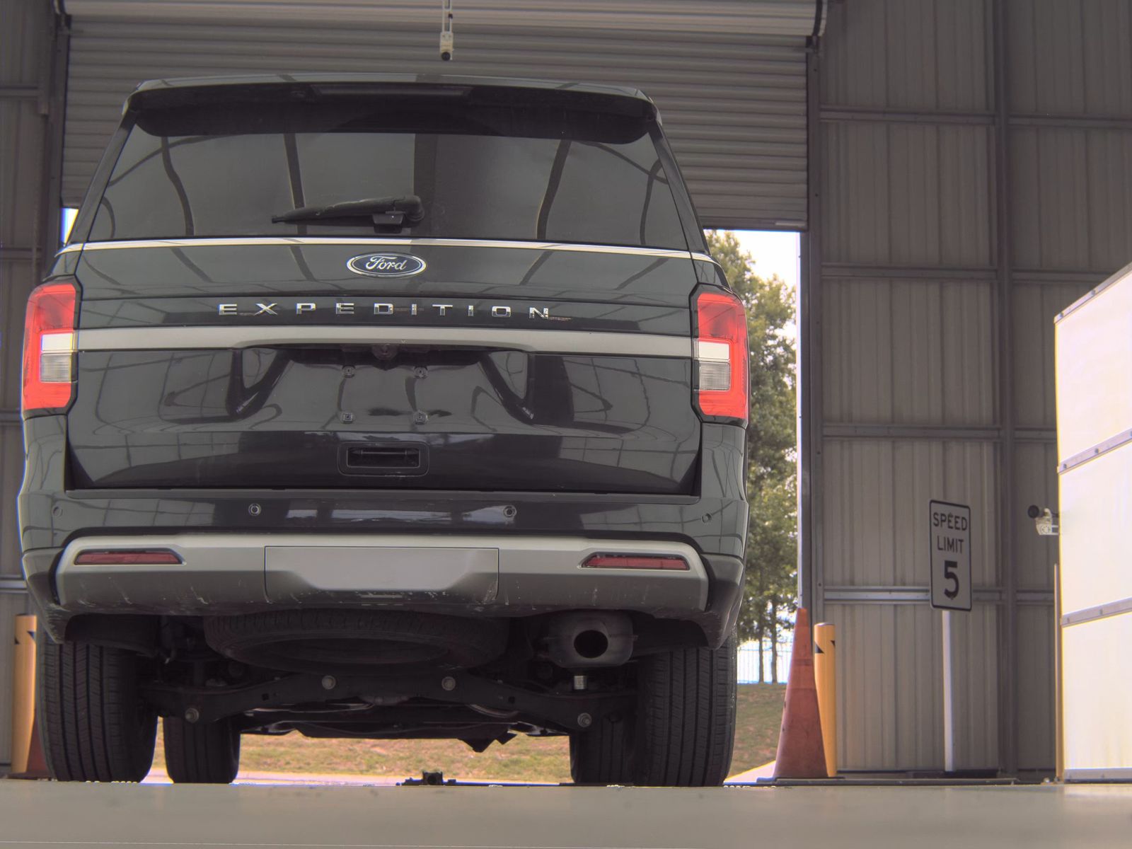 FORD EXPEDITION MAX - 8