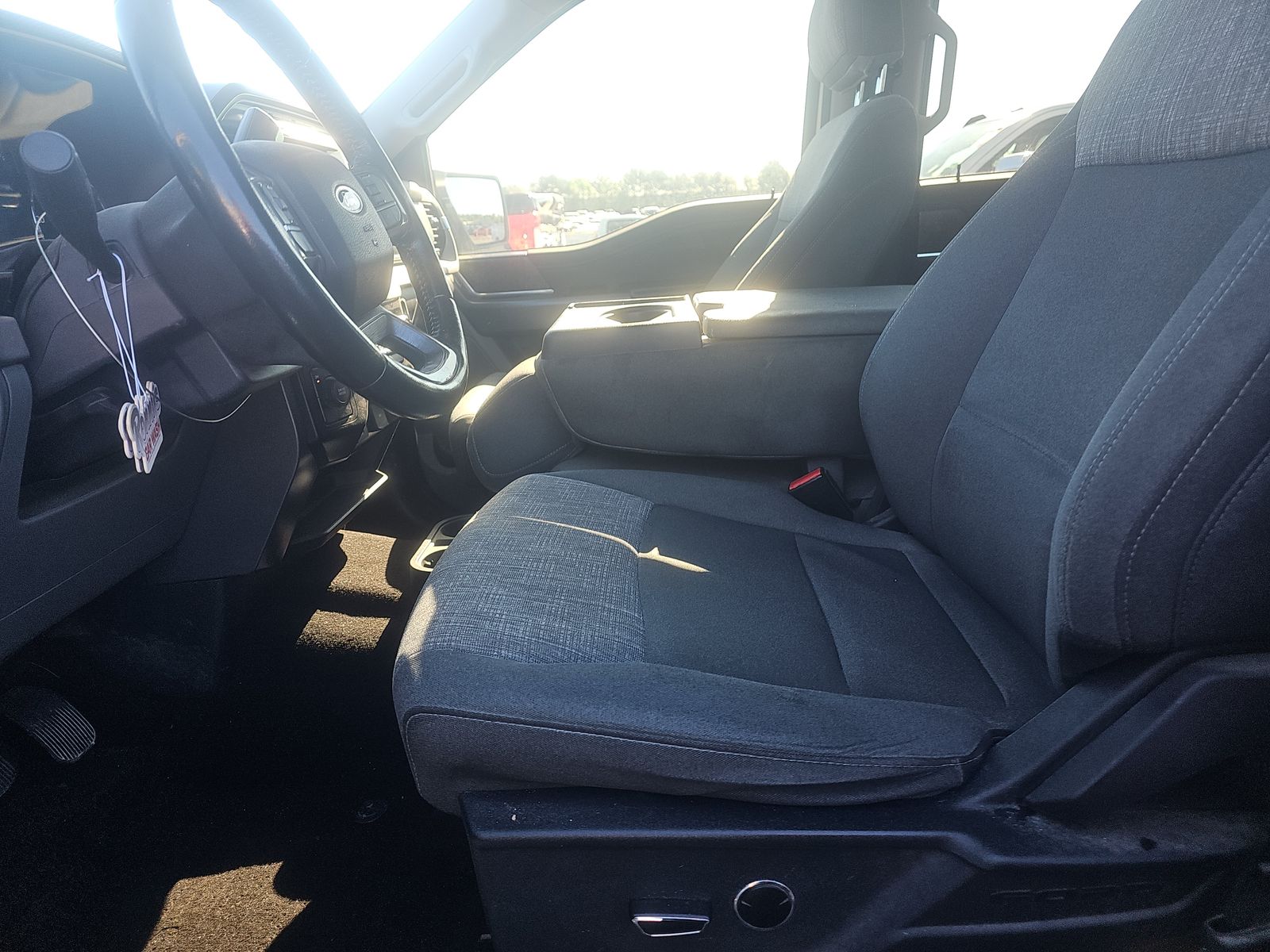 FORD F-150 - 8