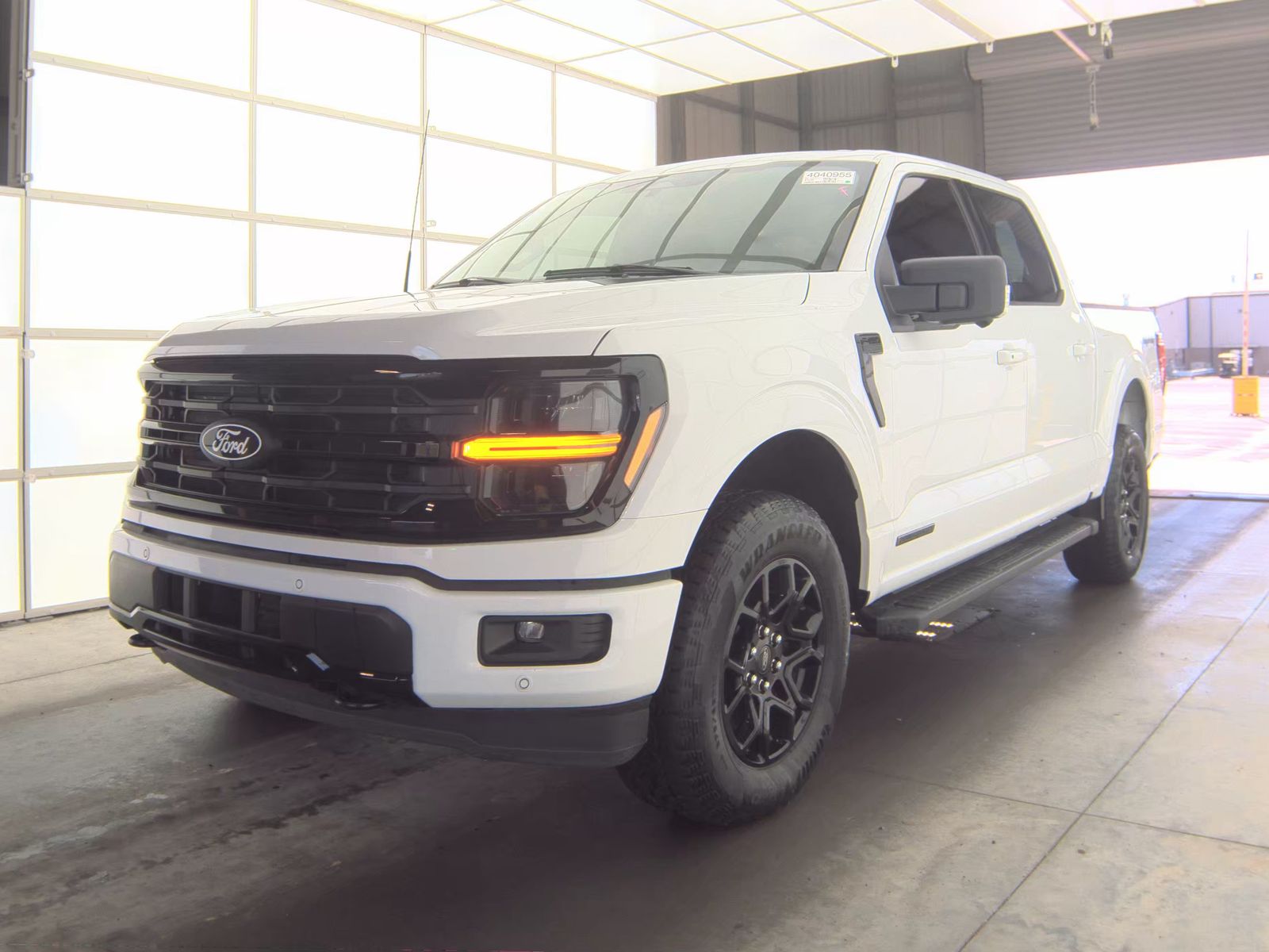 FORD F-150 - 1