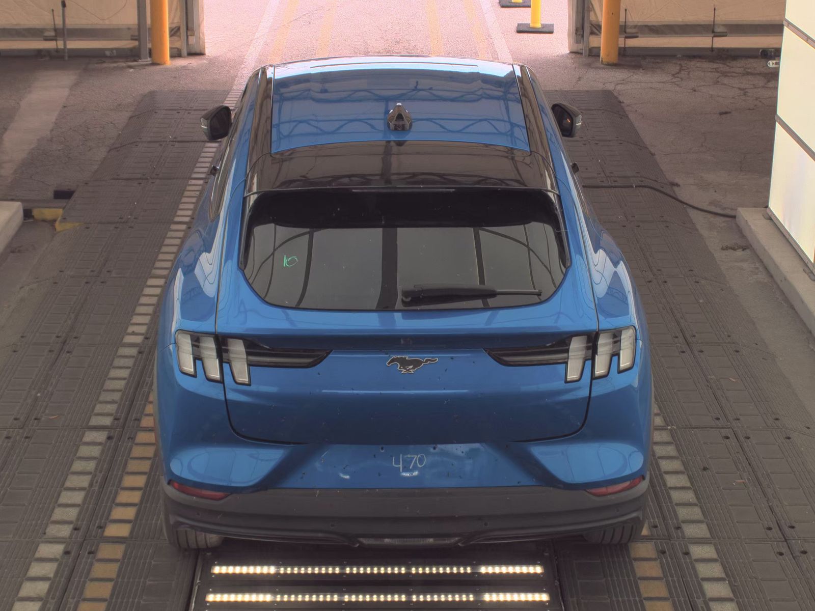 FORD MUSTANG MACH-E - 7