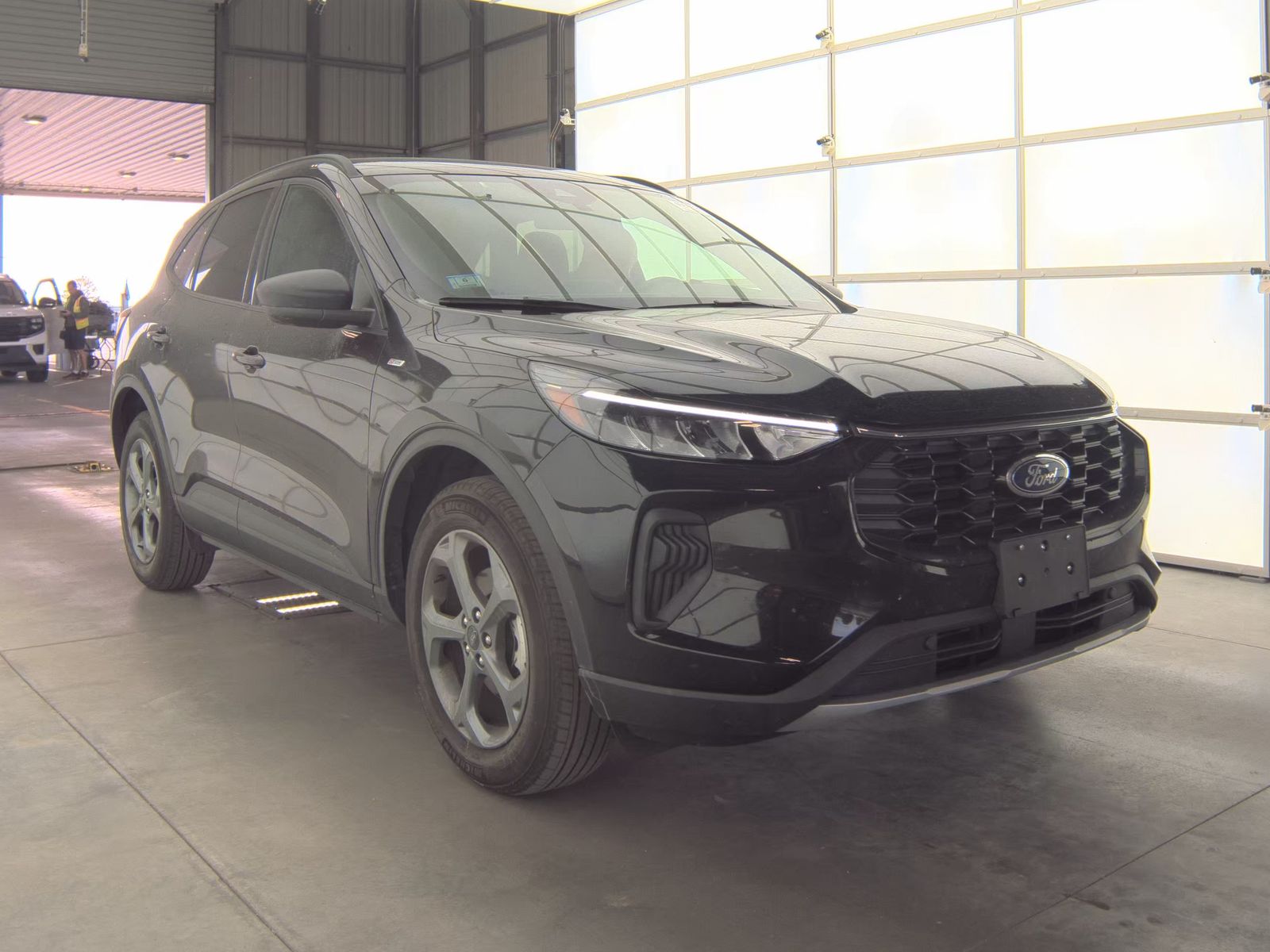 FORD ESCAPE - 4