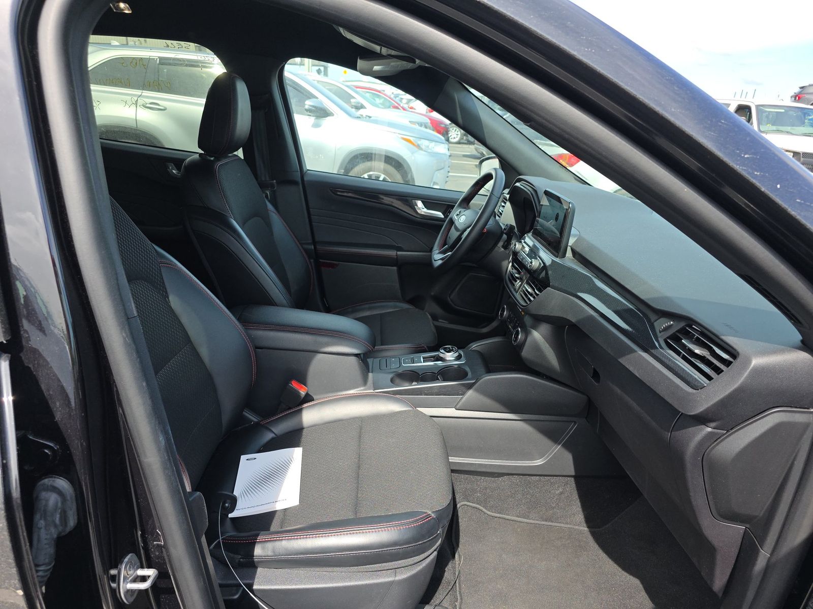FORD ESCAPE - 9