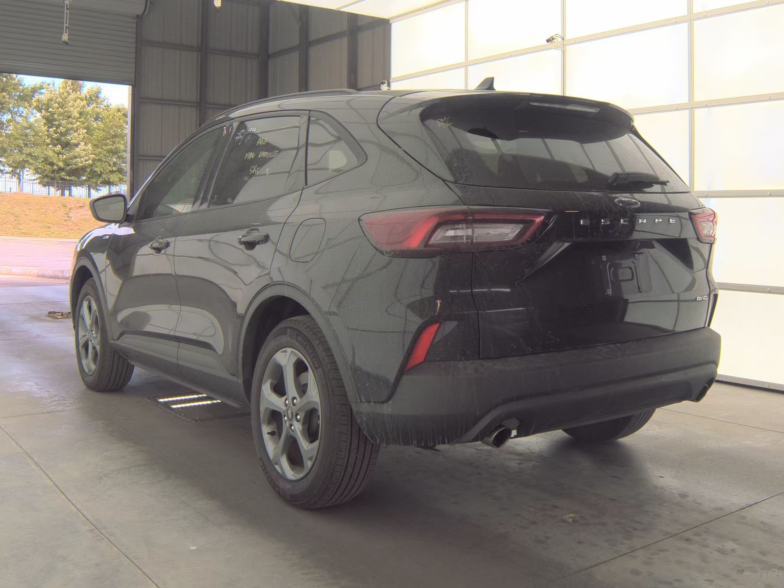 FORD ESCAPE - 7