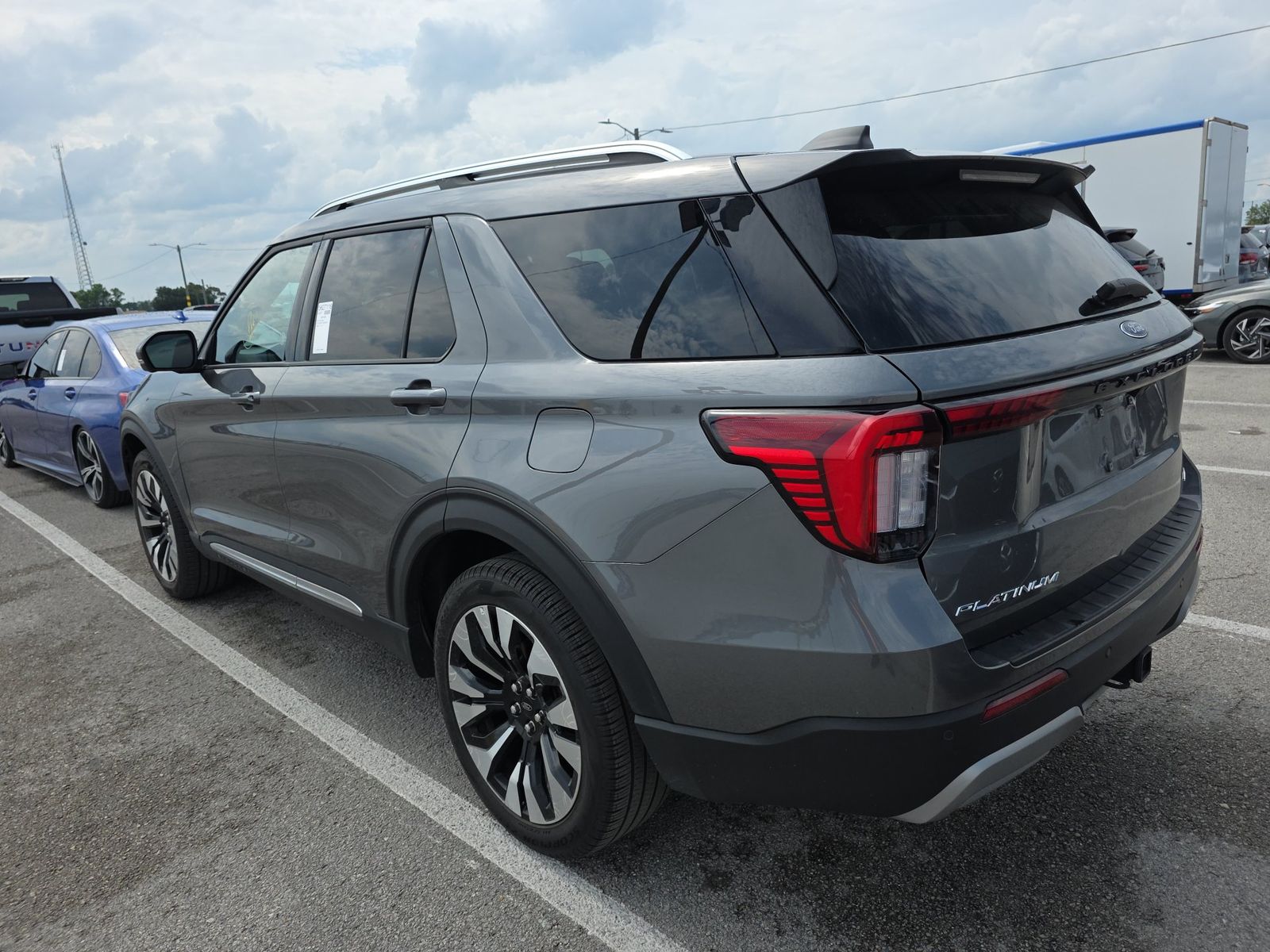FORD EXPLORER - 7
