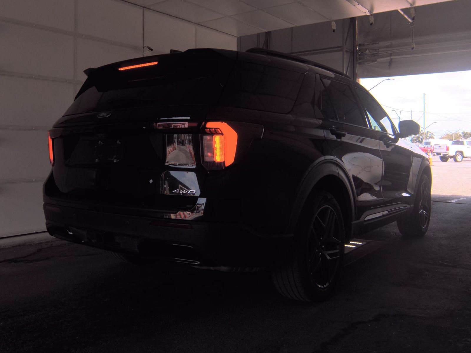 FORD EXPLORER - 5