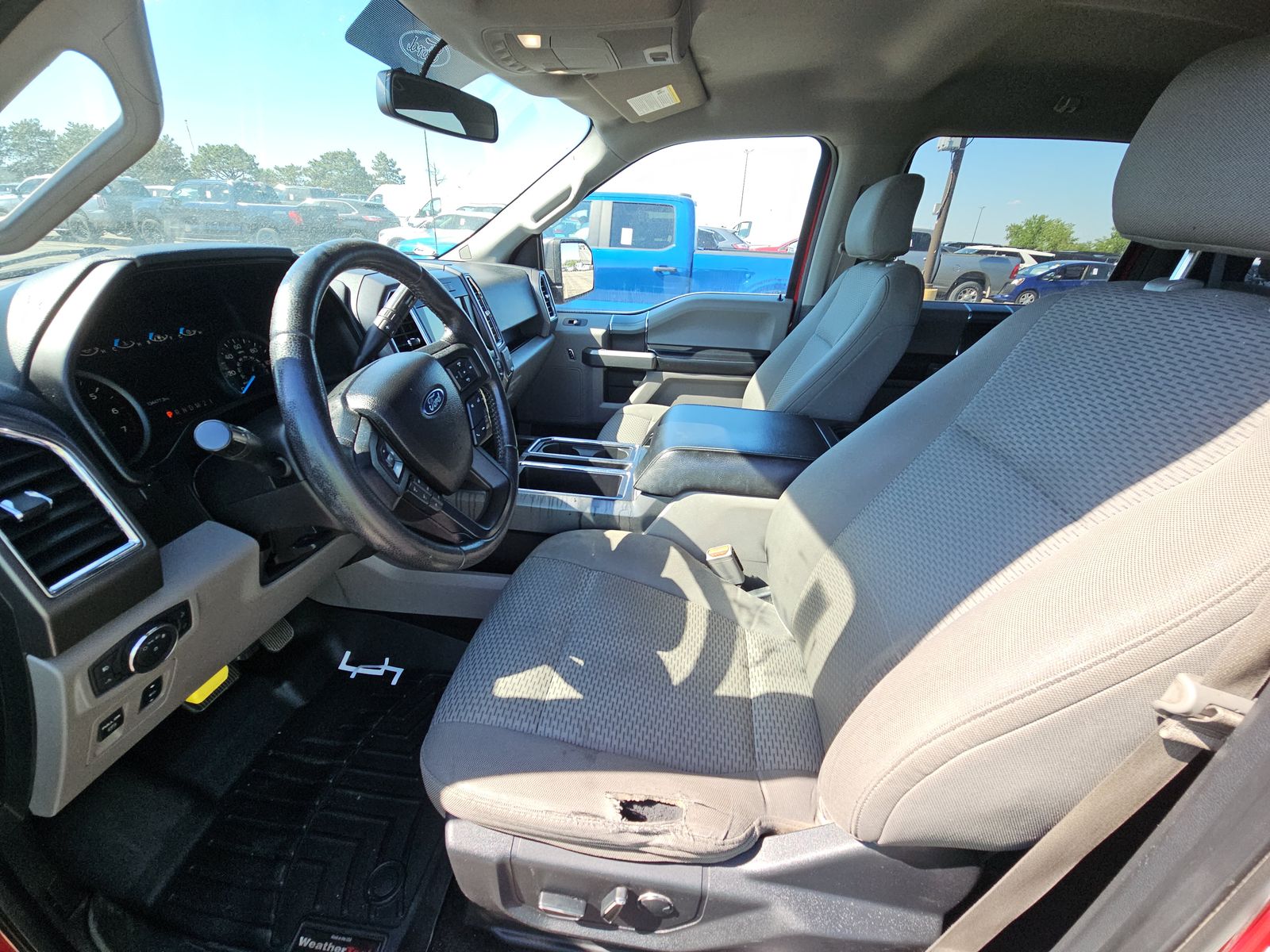FORD F-150 - 8