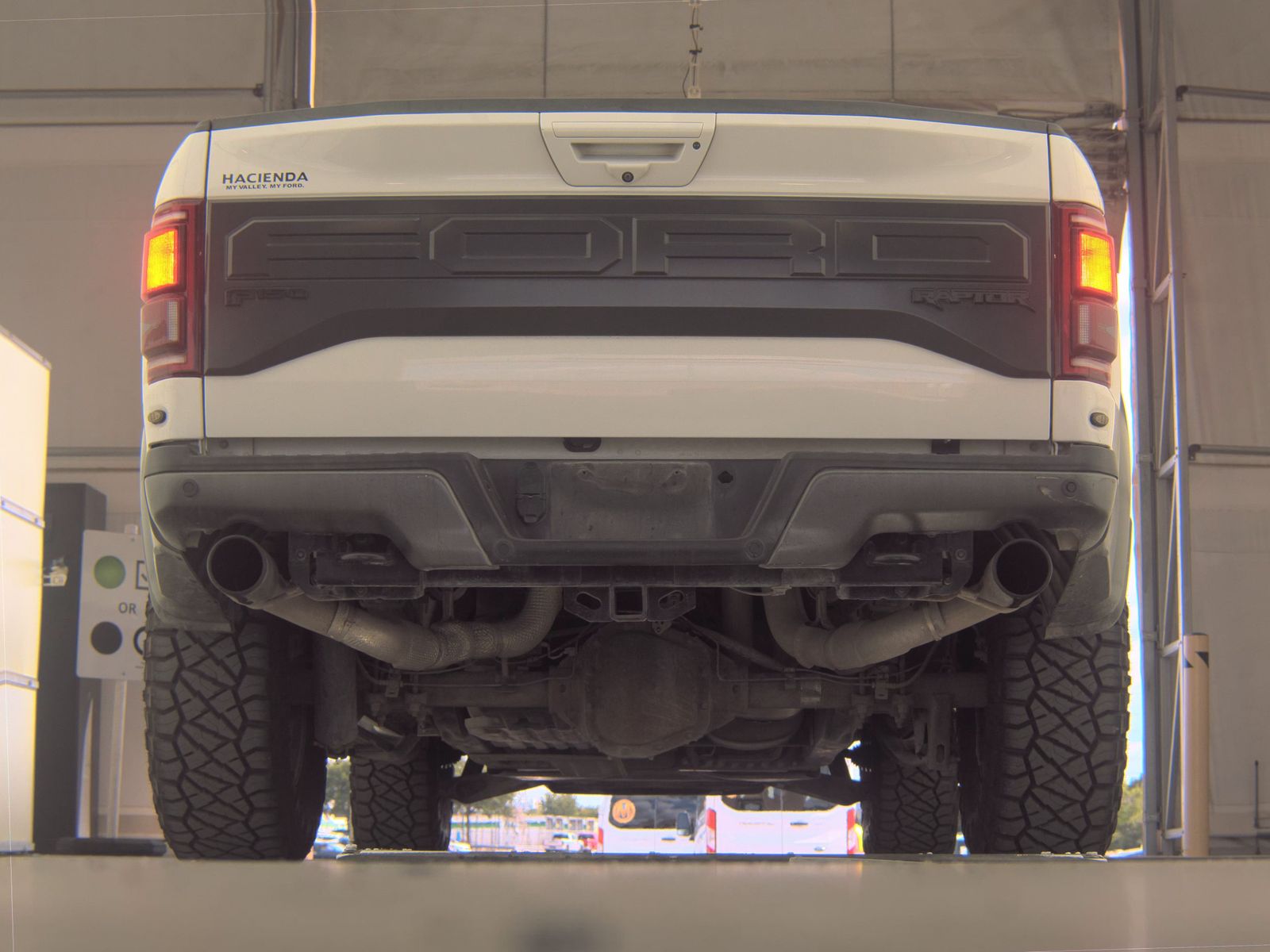 FORD F-150 - 8