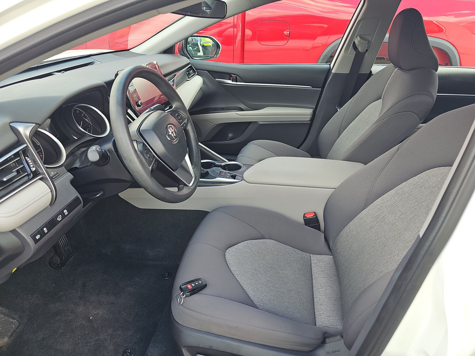 TOYOTA CAMRY - 8