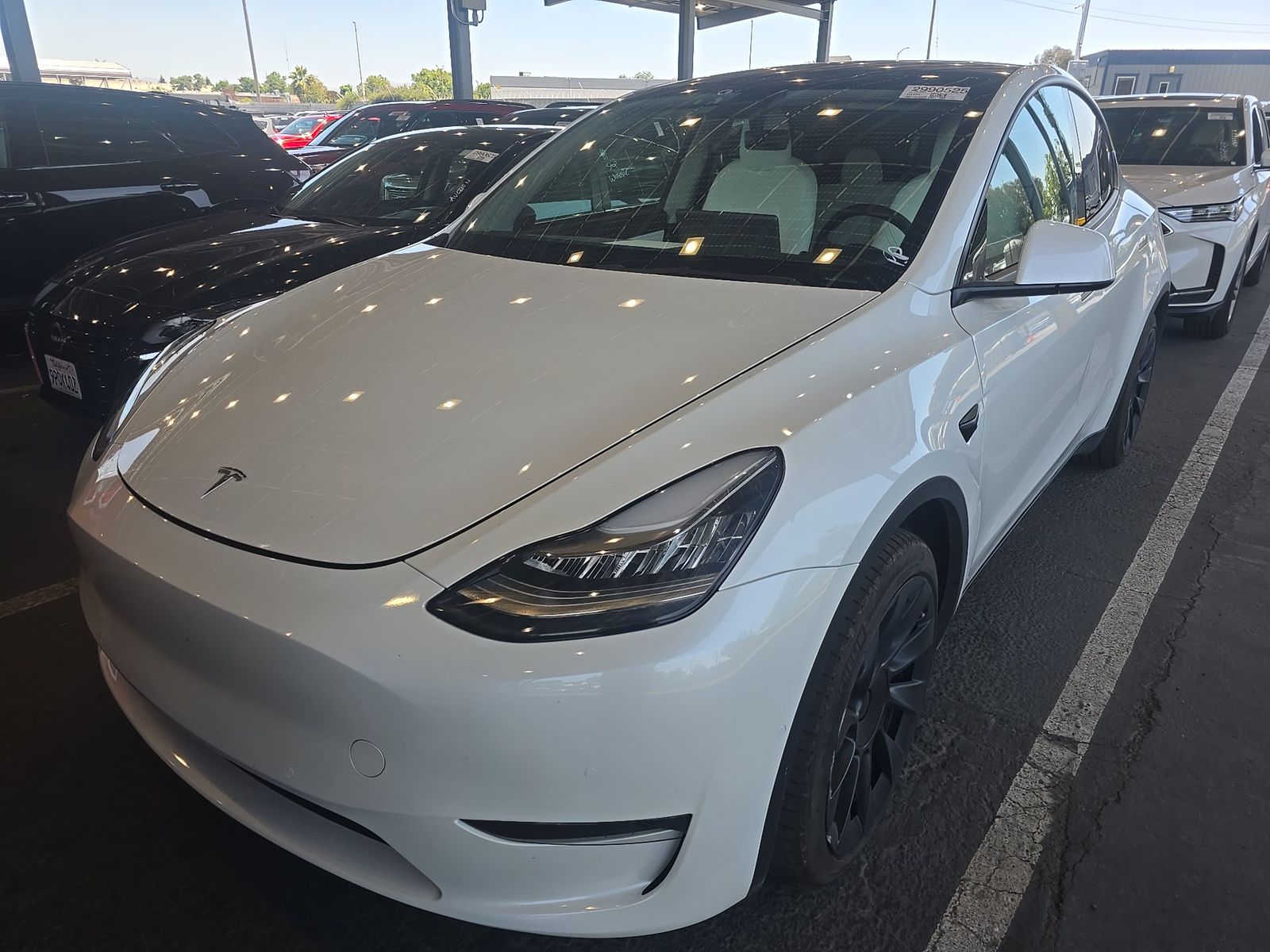 TESLA MODEL Y - 1