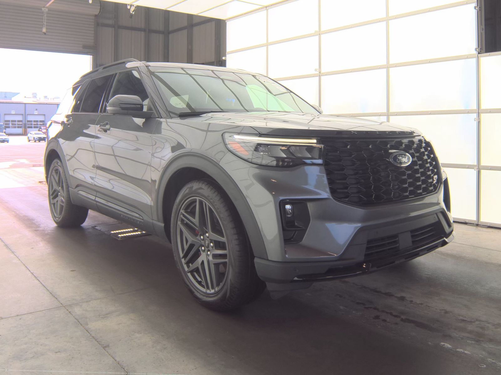 FORD EXPLORER - 5