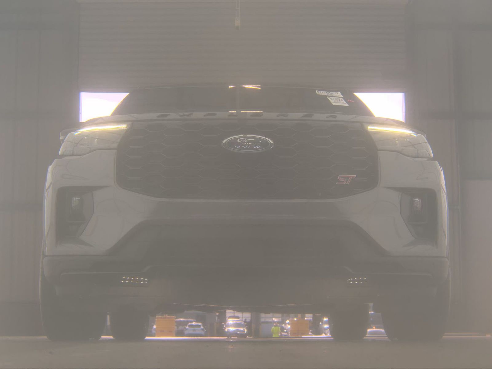 FORD EXPLORER - 4