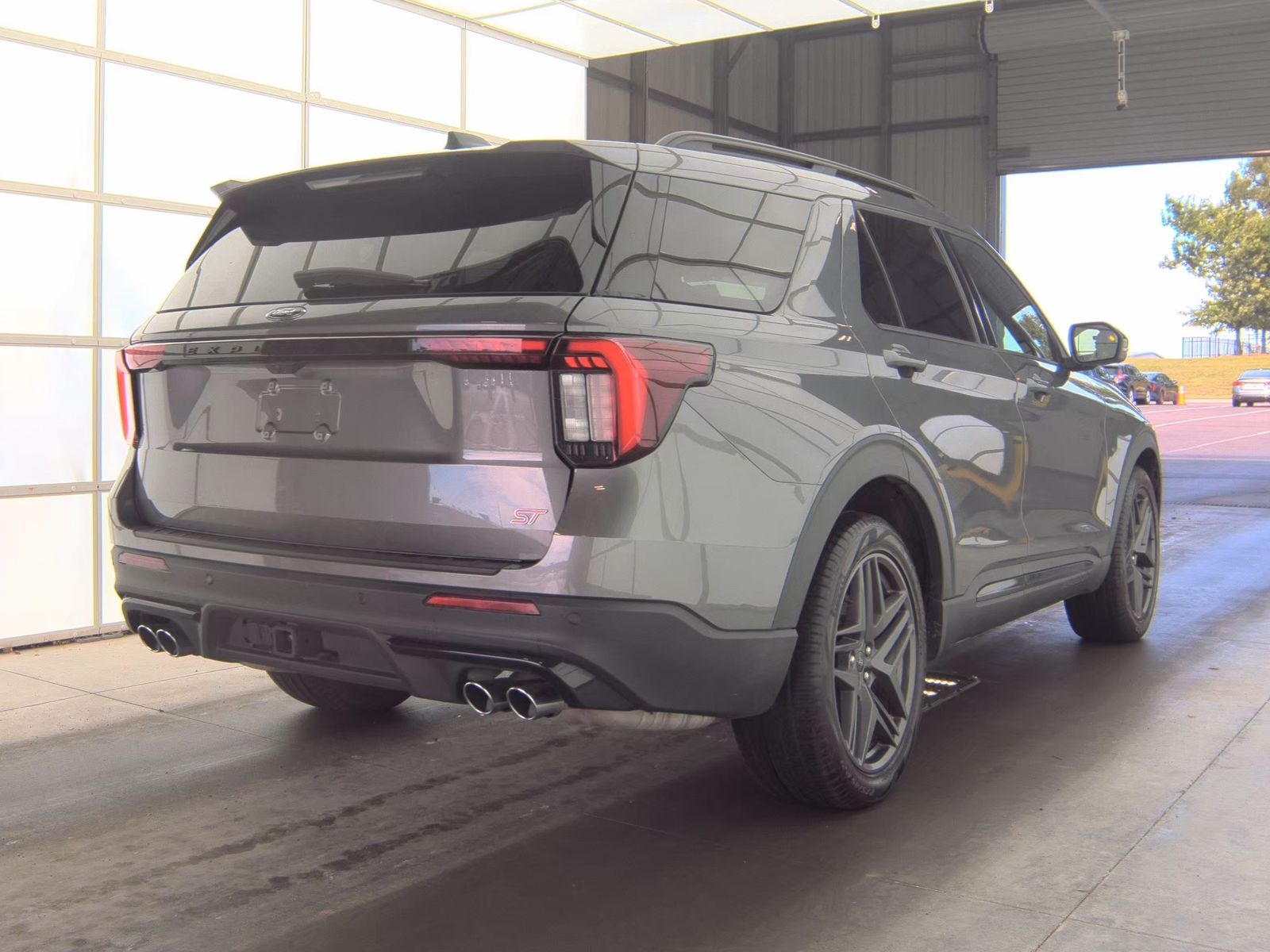 FORD EXPLORER - 6