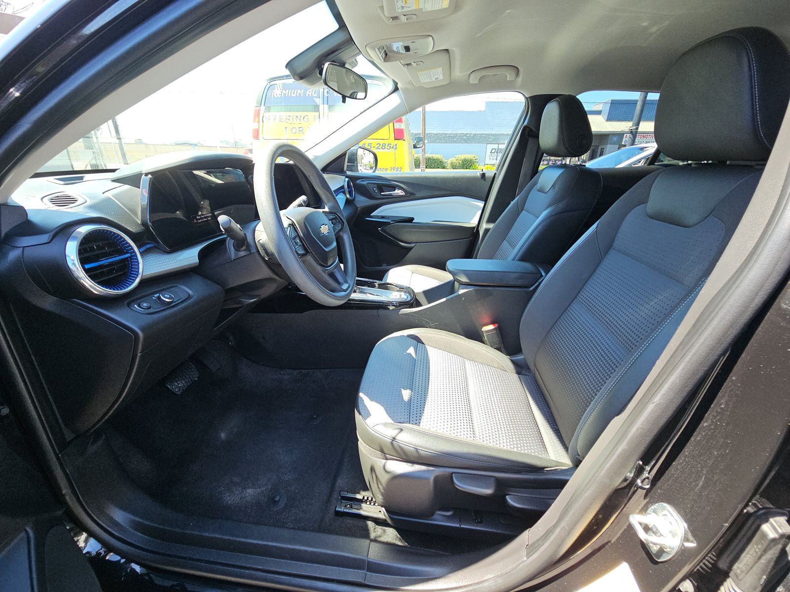 CHEVROLET TRAX - 8