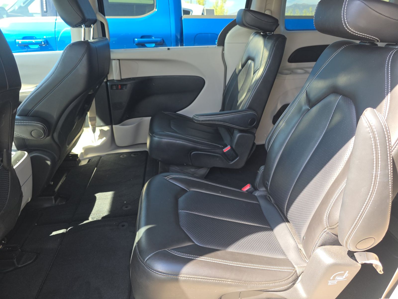 2023 Chrysler Pacifica Touring L FWD
