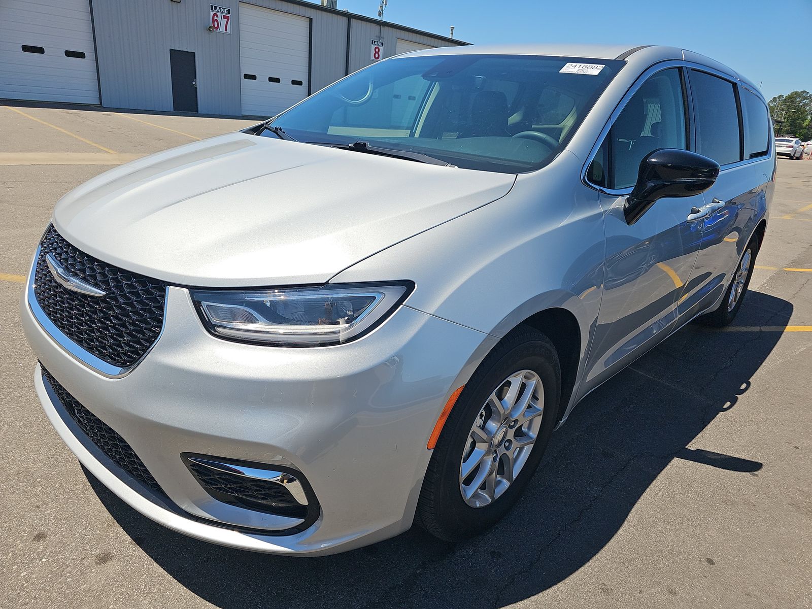 CHRYSLER PACIFICA - 1