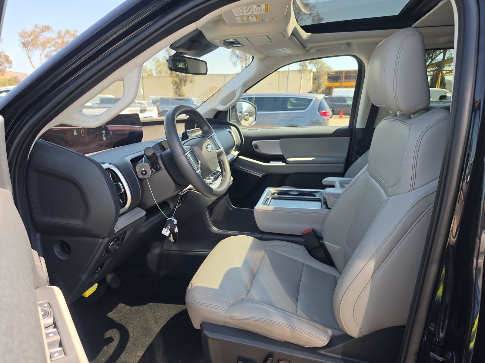 FORD EXPEDITION - 8