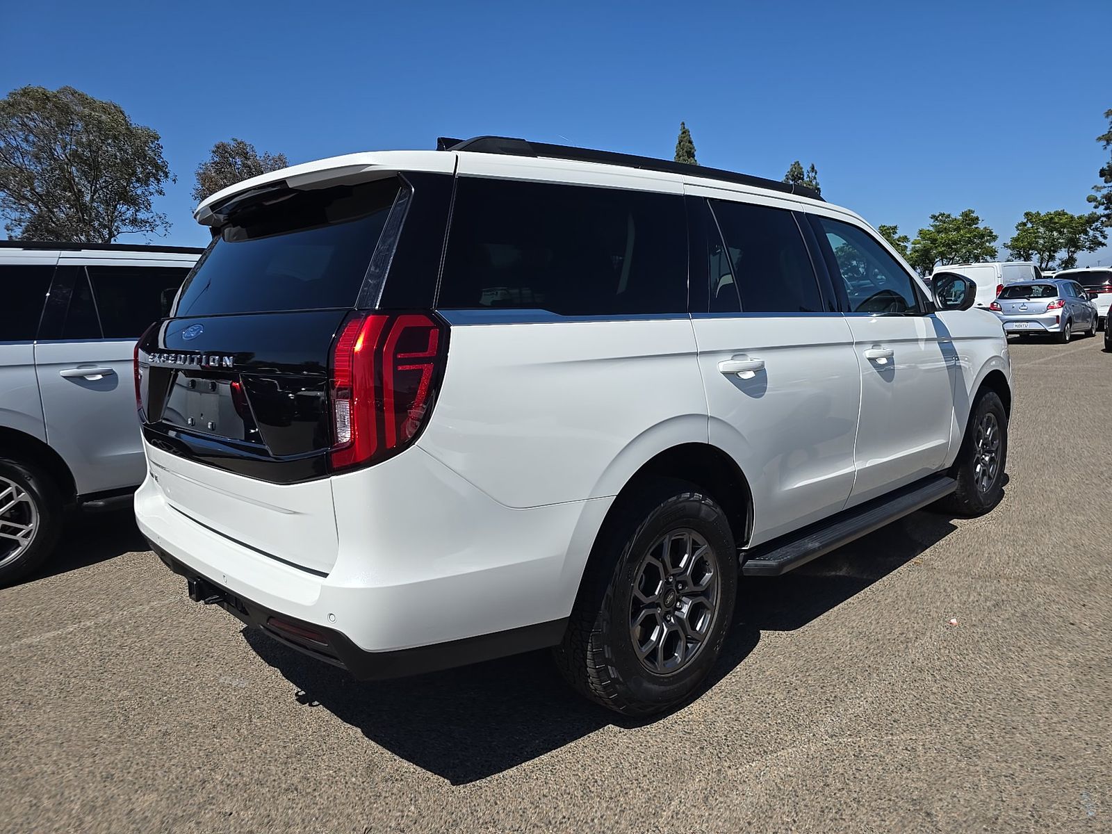FORD EXPEDITION - 5