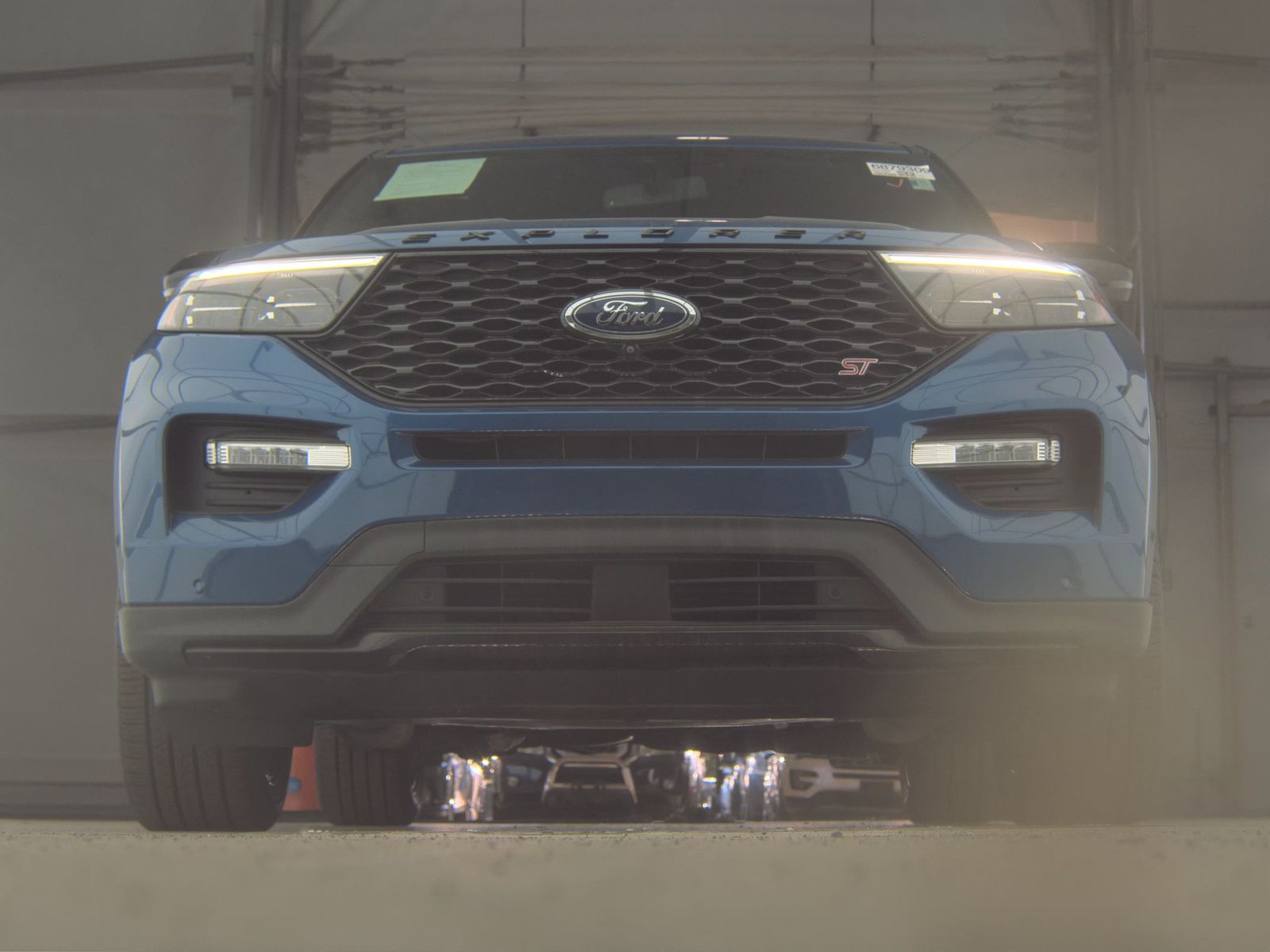 FORD EXPLORER - 4