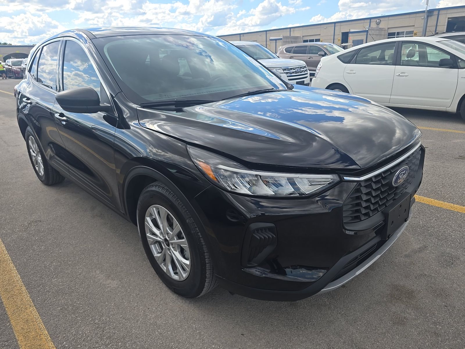 FORD ESCAPE - 4