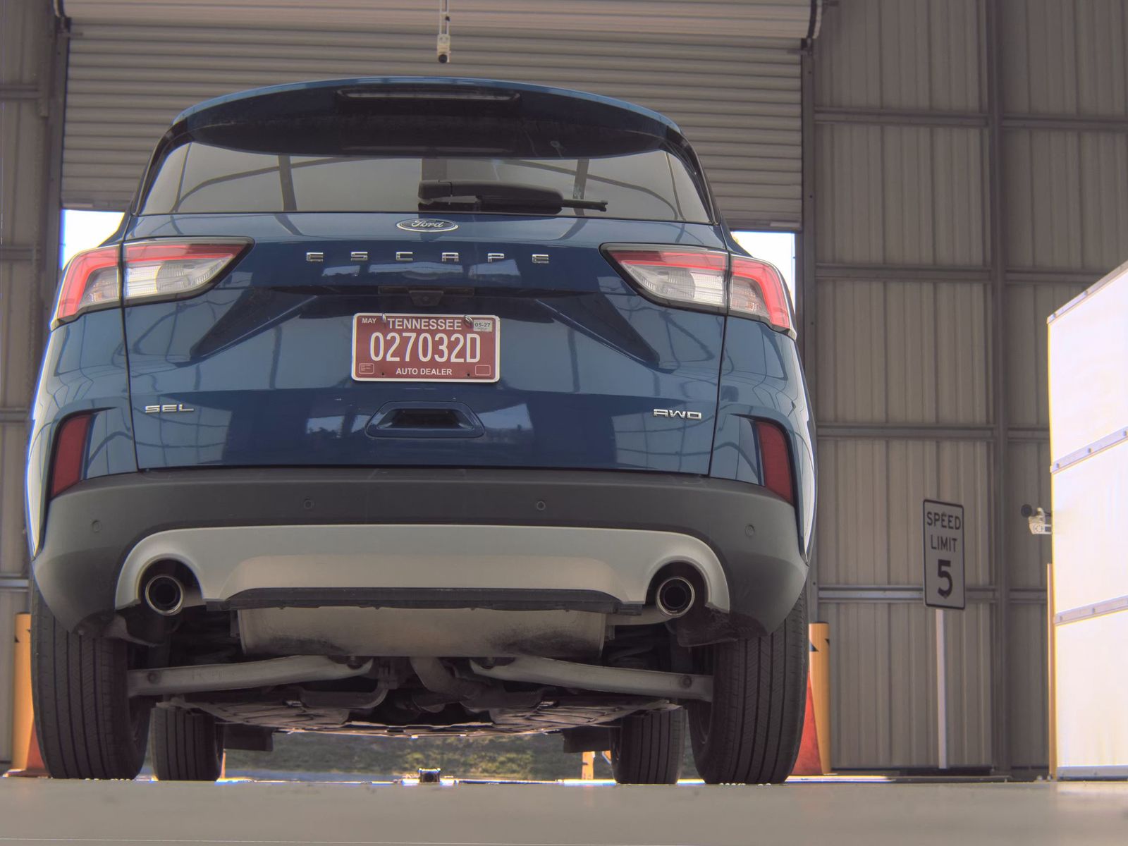 FORD ESCAPE - 8