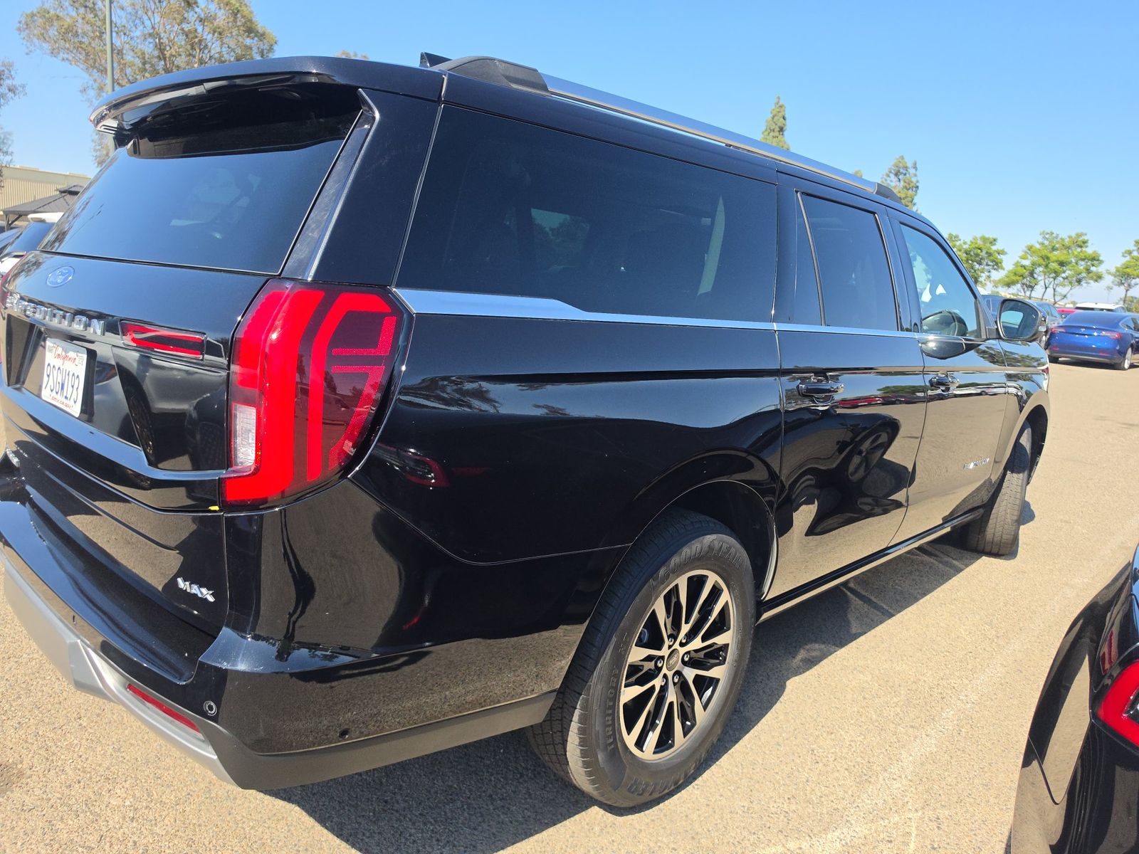 FORD EXPEDITION MAX - 5