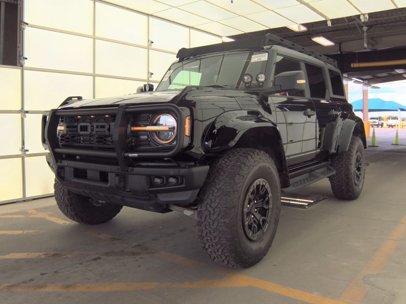 FORD BRONCO - 1